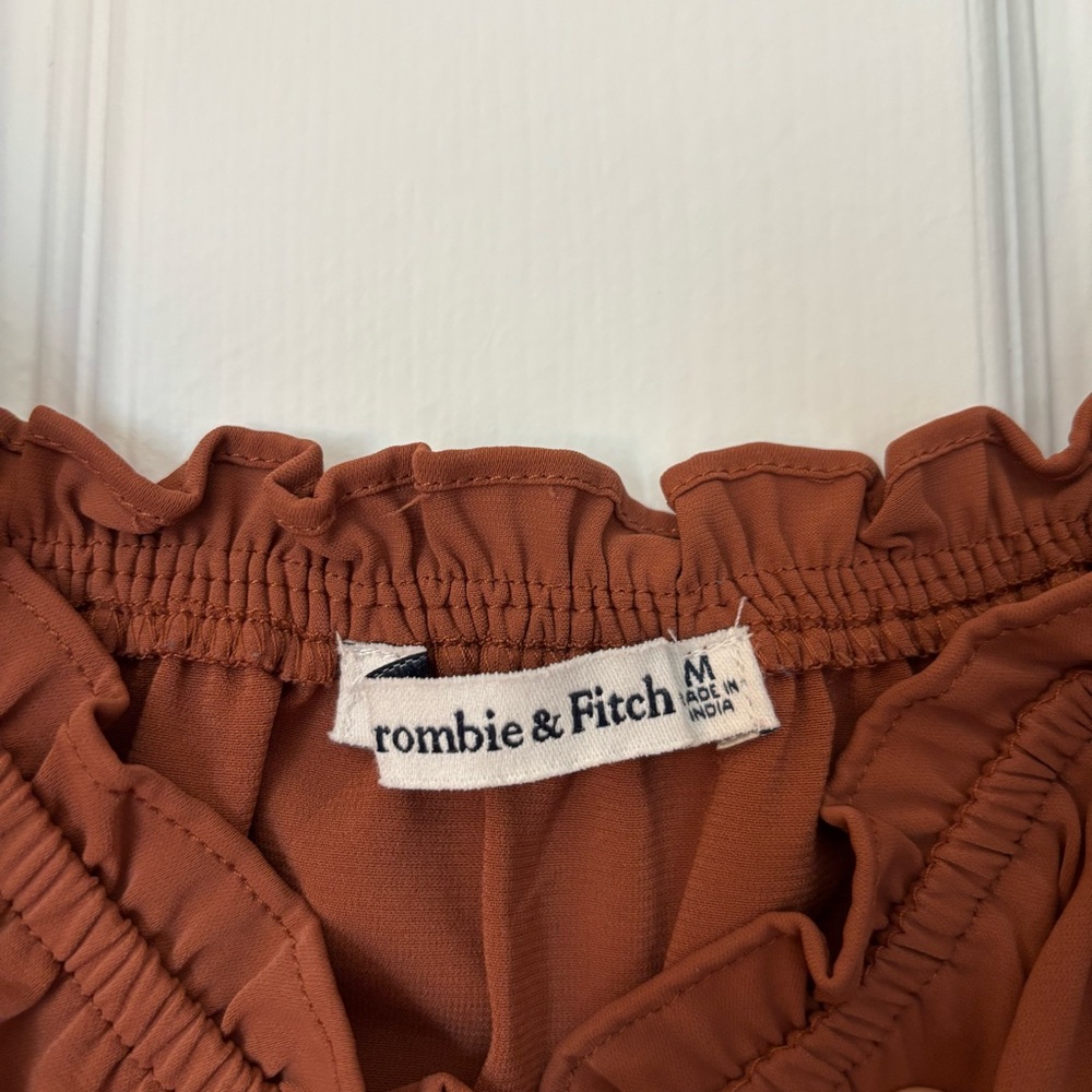 Abercrombie and Fitch Flutter Sleeve Smocked Top Crop Tank Brown Rust M Flowy - Picture 5 of 7